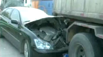 Fog causes massive pile-ups in China, five dead