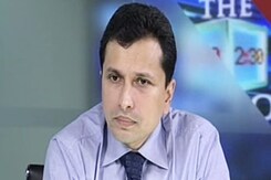 'India Inc's topline growth to fall in near future' 'India Inc's topline growth to fall in near future'