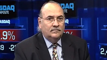 US economy grows at 2%; Euro stocks fall for the 4th session