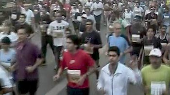 हाफ मैराथन में खूब दौड़ी दिल्ली हाफ मैराथन में खूब दौड़ी दिल्ली