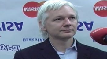 Video : New WikiLeaks 'spy files' show global surveillance industry