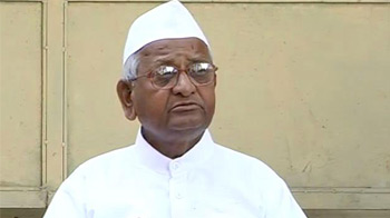 Anna Hazare slams Govt's U-turn in the Lokpal draft