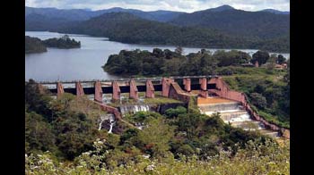 Experts to visit Mullaperiyar dam, hear Kerala's concerns about quakes