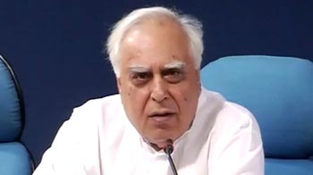 Video : Content 'censorship': Outrage, debate over Kapil Sibal's move