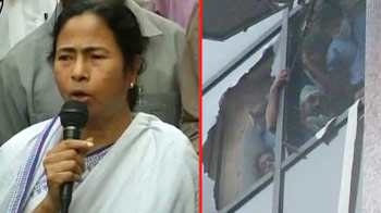 Kolkata fire: Mamata Banerjee visits AMRI hospital