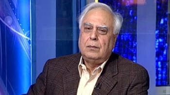 Never asked for pre-screened online content: Sibal to NDTV