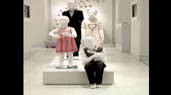 Video : Les Petits: For best is children clothing