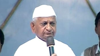 Video : Anna fasts for Lokpal, says will go to jail if needed