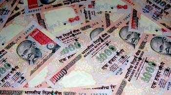 'मंदी की दस्तक' है रुपये में गिरावट...!