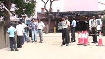 Video : 1000 TCS employees near Chennai evacuated after bomb threat