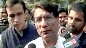 Congress makes its move at the Centre ahead of UP polls