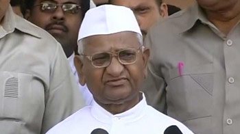 Will protest outside Sonia's house: Anna Hazare