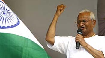 Lokpal Bill battle: Agitate but keep law in mind, Govt warns Team Anna