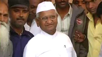 Video : Lokpal Bill battle: Anna 'fit and ready' for fast
