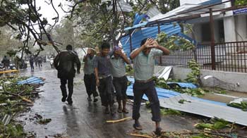 Cyclone Thane leaves at least 33 dead in Puducherry, Tamil Nadu