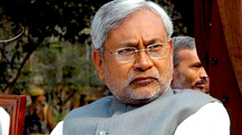 शिकायत करने गई महिला पर भड़के नीतीश शिकायत करने गई महिला पर भड़के नीतीश