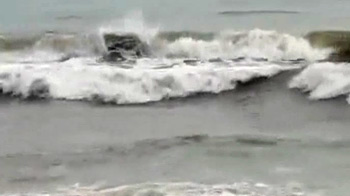 चक्रवातीय तूफान 'ठाणे' से 42 मरे