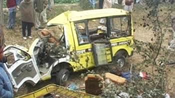 Video : 11 children die in school bus accident in Ambala