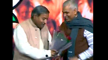 BJP divided over induction of 'tainted' leaders