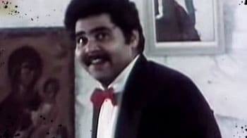 Video : Satish Shah continues to rule the hearts as 'Commissioner D'Mello'