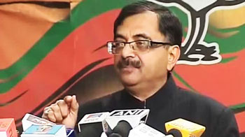 चीन यात्रा पर बीजेपी के सवाल