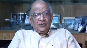 Mayawati's statue draping 'idiotic' but necessary, says former poll panel chief