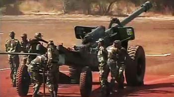 सेना ने दिखाया तोप-गोलों का दम सेना ने दिखाया तोप-गोलों का दम