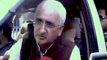 मुस्लिमों को 9 फीसदी कोटे की बात नई नहीं : खुर्शीद मुस्लिमों को 9 फीसदी कोटे की बात नई नहीं : खुर्शीद