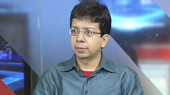 Global markets may see selling pressure: Sharekhan