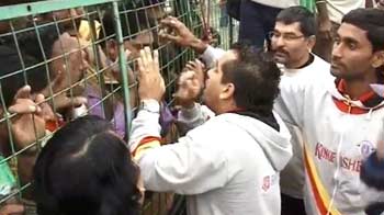 Angry fans lock East Bengal players inside the ground after defeat