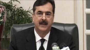 Video : Gilani reaches out to army; Pak govt-military truce on cards?