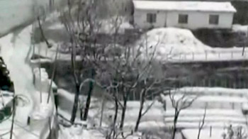 Snowfall in J&K obstructs Vaishno Devi yatra