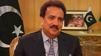 इस्तीफा नहीं देंगे गिलानी : मलिक