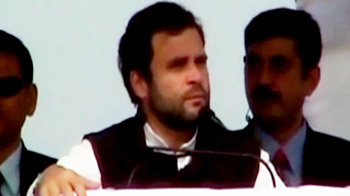 राहुल को दिखाए गए काले पोस्टर