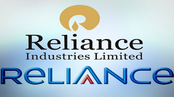 RIL Q3 net profit falls 13.6%; okays buyback of shares