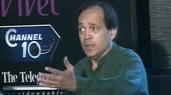 Rushdie row: Author Vikram Seth slams government