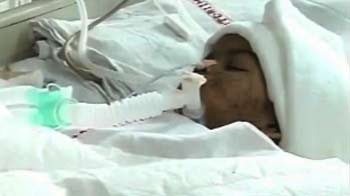 जिंदगी की जंग लड़ती फलक