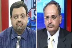 Stock tips: Hold Yes Bank, Bharti Airtel, Coal India, SBI, RIL Stock tips: Hold Yes Bank, Bharti Airtel, Coal India, SBI, RIL