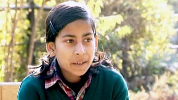 12 साल की शिवानी, घर की भी जिम्मेदारी