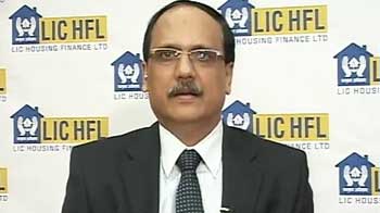 Confident of maintaining NIM at 2.7% for FY'12: LIC-HF