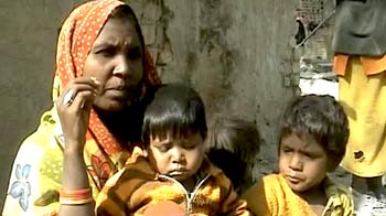 इस माया, मुलायम की हालत तो देखो...