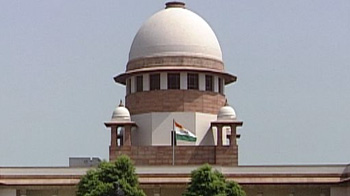 गुजरात सरकार की अर्ज़ी सुप्रीम कोर्ट में मंज़ूर गुजरात सरकार की अर्ज़ी सुप्रीम कोर्ट में मंज़ूर