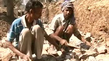 Video : Activists write to Jairam, demand hike in NREGA wages