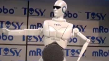 Video : A dancing robot speaker