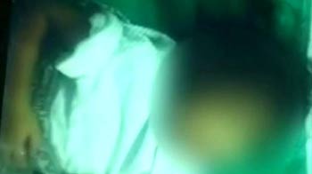 7-year-old tortured: Father, stepmother flee