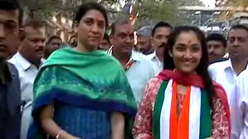 Despite differences, Dutt campaigns for Congress