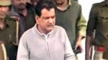Videos : उत्तर प्रदेश : कांग्रेस प्रत्याशी को जेल भेजा गया