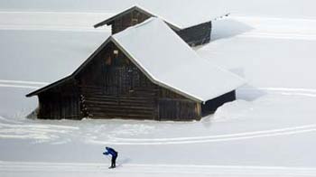 Heaviest snowfall in Europe in decades, many trapped