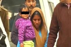 The 9 O'clock News: The biggest stories (Feb 7, 2012) The 9 O'clock News: The biggest stories (Feb 7, 2012)