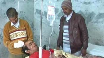 19-year-old wrestler pushed off moving train